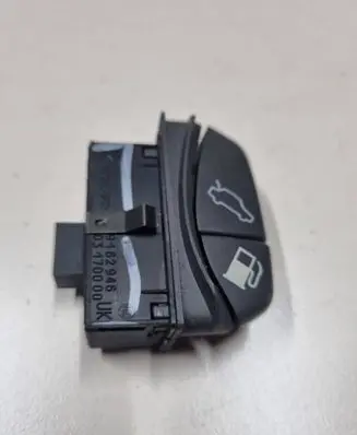 Volvo S70 V70 V70 XC Tailgate opening switch 9162946 03170000