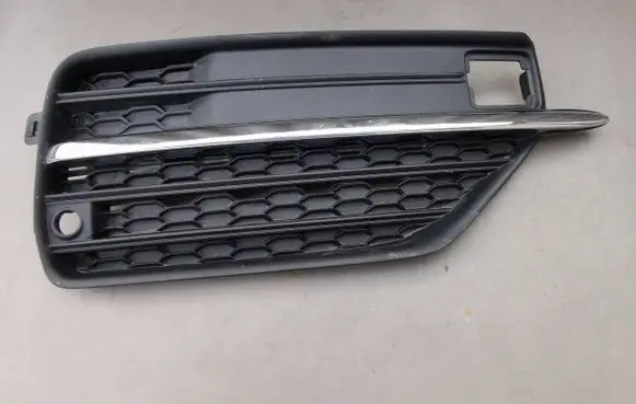 Volvo XC90 Front bumper lower grill 31383442