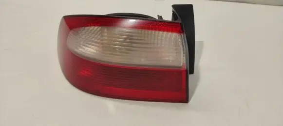 Renault Laguna II Rear/tail lights 8200002473