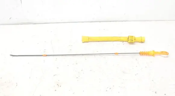 Volkswagen PASSAT B5.5 Oil level dip stick 06B103663G