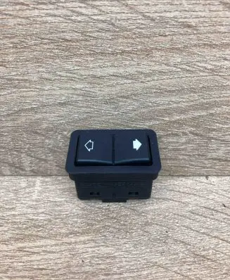 BMW 5 E39 Electric window control switch 8368974