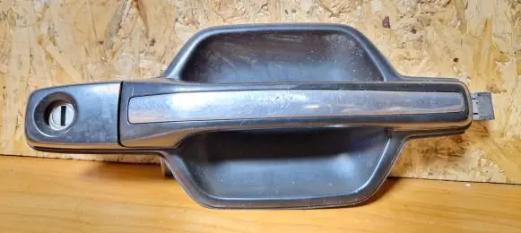 Mitsubishi Pajero Front door exterior handle MR556248