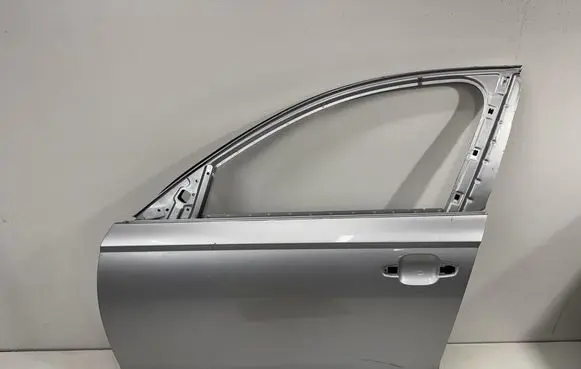 Audi A6 C7 Front door 4G0831051