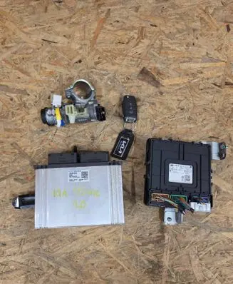 KIA Stonic Engine ECU kit and lock set 3910607350