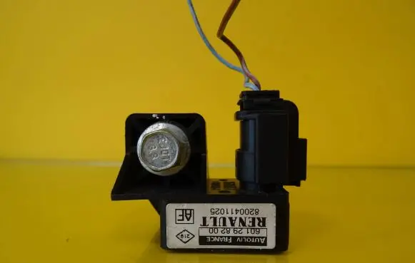 Renault Scenic II - Grand scenic II Airbag deployment crash/impact sensor 8200411025