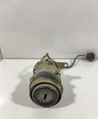 Audi A6 S6 C4 4A Tailgate exterior lock 
