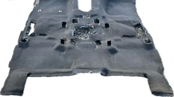GMC Yukon Front floor carpet liner 84541221