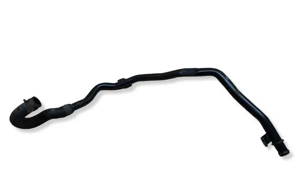 Volkswagen PASSAT B6 Engine coolant pipe/hose 5N0121070F