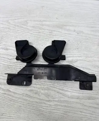 Audi Q7 4L Horn signal 4L0951229A 130803