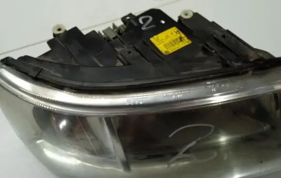 Volkswagen Transporter - Caravelle T5 Headlight/headlamp 7H1941016
