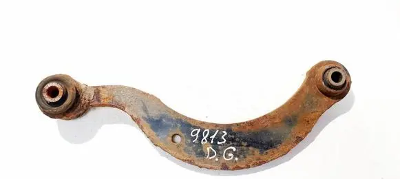Toyota Avensis T270 Rear upper control arm/wishbone
