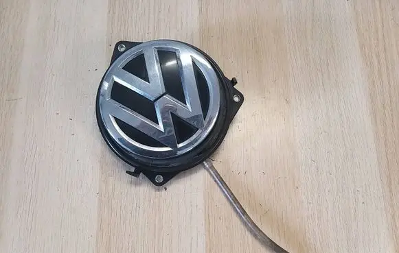 Volkswagen Golf VII Tailgate/trunk/boot exterior handle 5G6827469F 5G9827469D