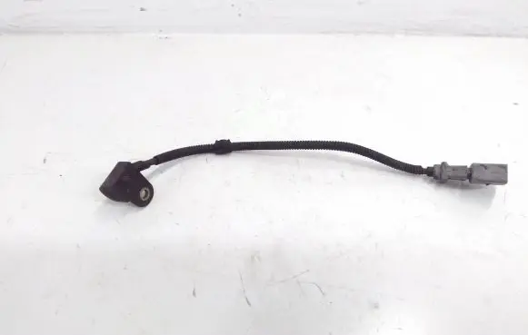 Volkswagen PASSAT B6 Camshaft position sensor 03G906433A