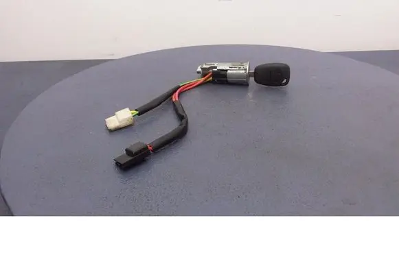 Renault Master II Ignition lock
