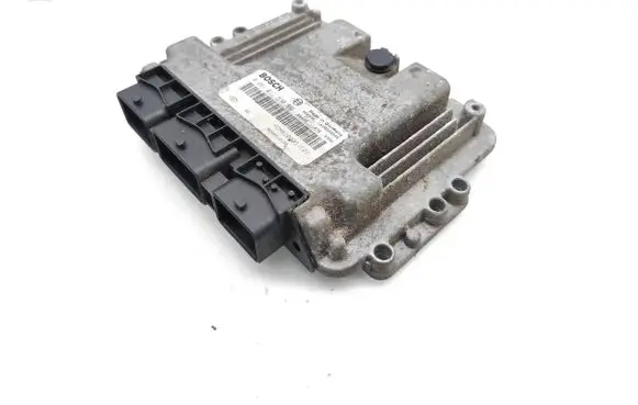 Opel Vivaro Engine control unit/module 8200512196 0281011530 8200051609