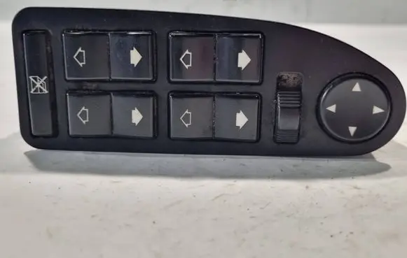 BMW 5 E39 Quarter vent window switch 8380646 9830 260757