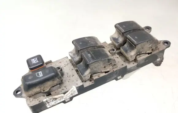 Toyota Avensis T250 Electric window control switch 54035144
