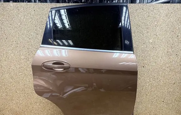 Ford C-MAX II Rear door 