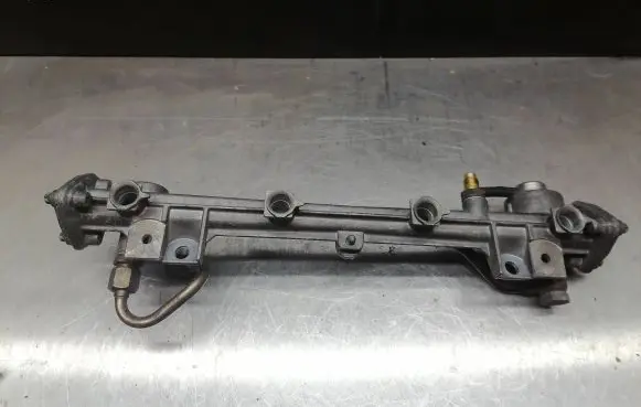 Mercedes-Benz CLK A208 C208 Fuel main line pipe R1110781045
