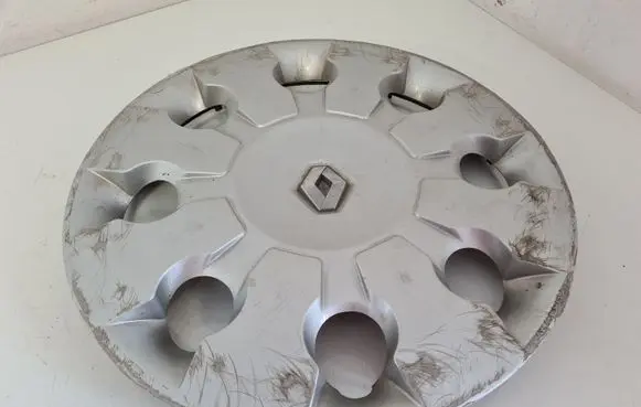Renault Laguna II R15 wheel hub/cap/trim 8200231127
