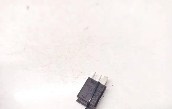 Seat Ibiza IV (6J,6P) Other relay 7M0951253
