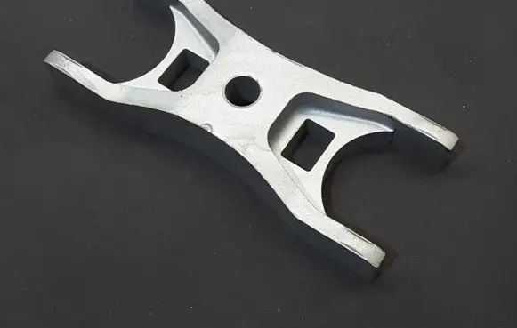 Seat Leon (5F) Fuel Injector clamp holder 04L216