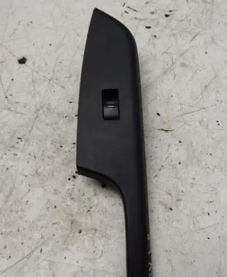 Honda CR-V Quarter vent window switch 35760-T1G-G11
