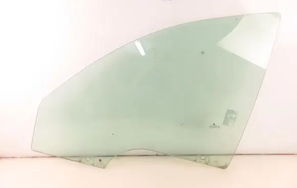 Skoda Octavia Mk2 (1Z) Front door window glass four-door
