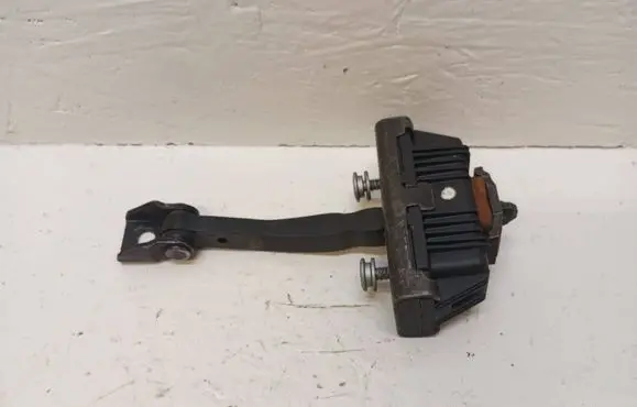 BMW X5 E70 Front door check strap stopper 7141024