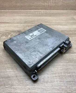 Renault Megane I Engine control unit/module ECU HOM7700864451 S111730108C