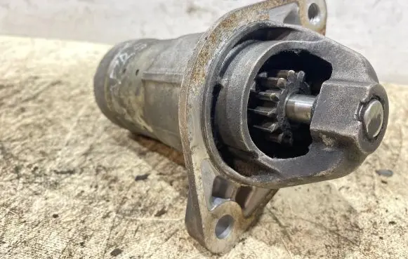 Opel Zafira A Starter motor S114925A 090125 8980147431