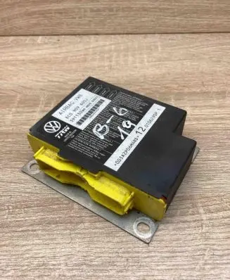 Volkswagen PASSAT B6 Airbag control unit/module 3C0909605J 391130