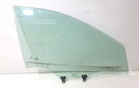 Hyundai Tucson TL Front door window glass four-door 82413S3000