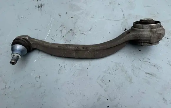 Mercedes-Benz CLS C218 X218 Front lower control arm/wishbone A20505 20505