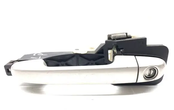 Hyundai i30 Front door exterior handle 