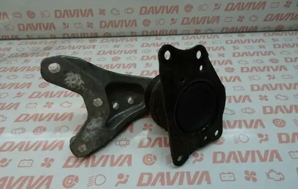 Volkswagen Polo V 6R Engine mount bracket 6Q0199262BD 6Q0199185AB
