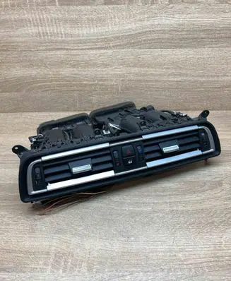 BMW 7 F01 F02 F03 F04 Dash center air vent grill 9115859