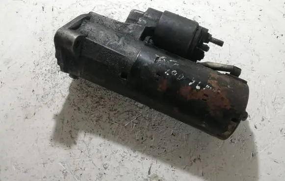 Volkswagen Golf V Starter motor