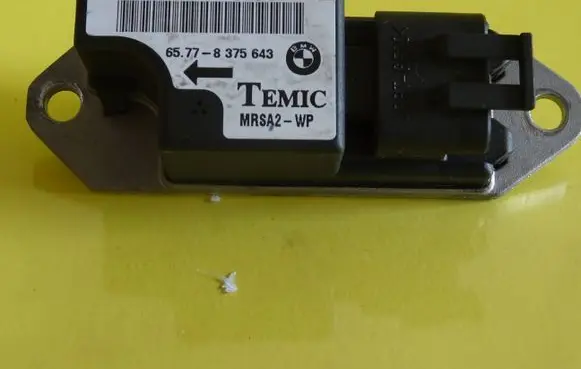 BMW 5 E39 Airbag deployment crash/impact sensor 8375643
