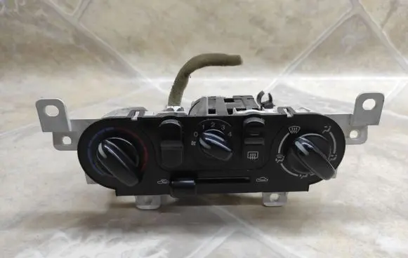 Mazda 323 F Climate control unit
