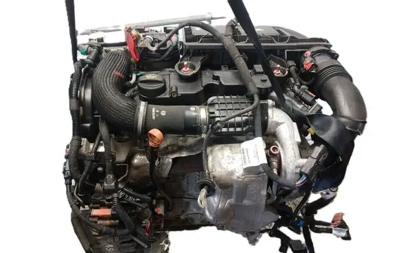 Peugeot 208 I Engine swap DV4C