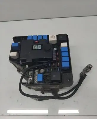 Hyundai Santa Fe Fuse module 919502B530