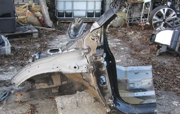 Honda CR-V Front quarter panel 