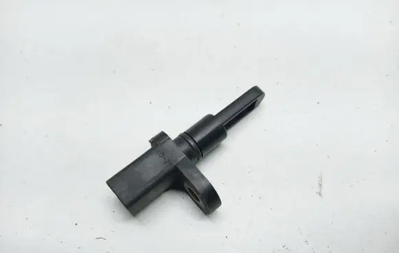 Volkswagen Golf V Sensor 068905379A