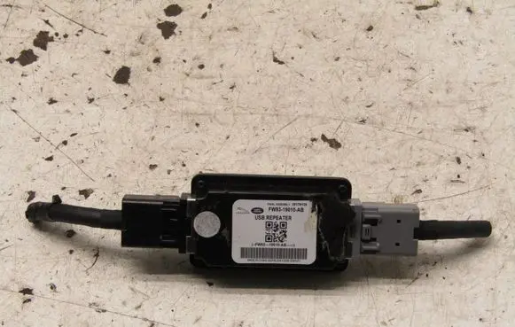 Jaguar XE USB control unit FW9319010AB
