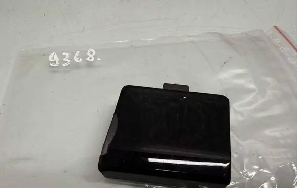 BMW 5 GT F07 Front tow hook cap/cover 8049377