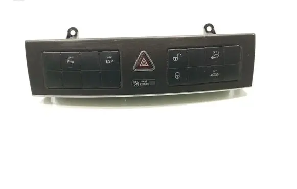 Mercedes-Benz C W203 Hazard light switch 2038700151
