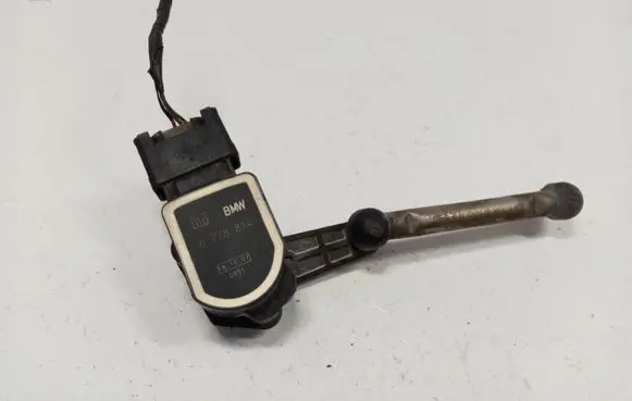 BMW X5 E70 Headlight/headlamp level sensor 6778814 37146778814 37146785206