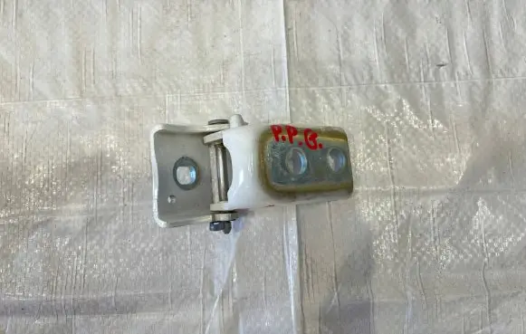Peugeot Expert Front door upper hinge