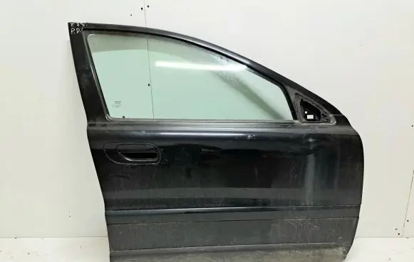 Volvo XC70 Front door
